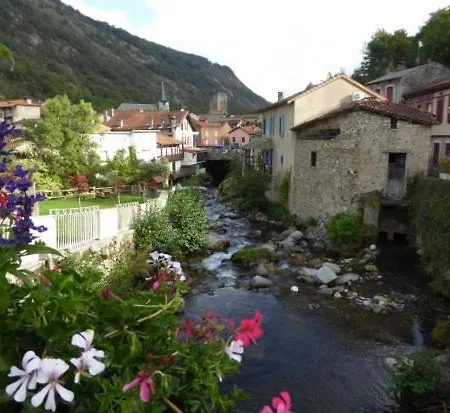 Petit Village Authentique * Mauléon-Barousse